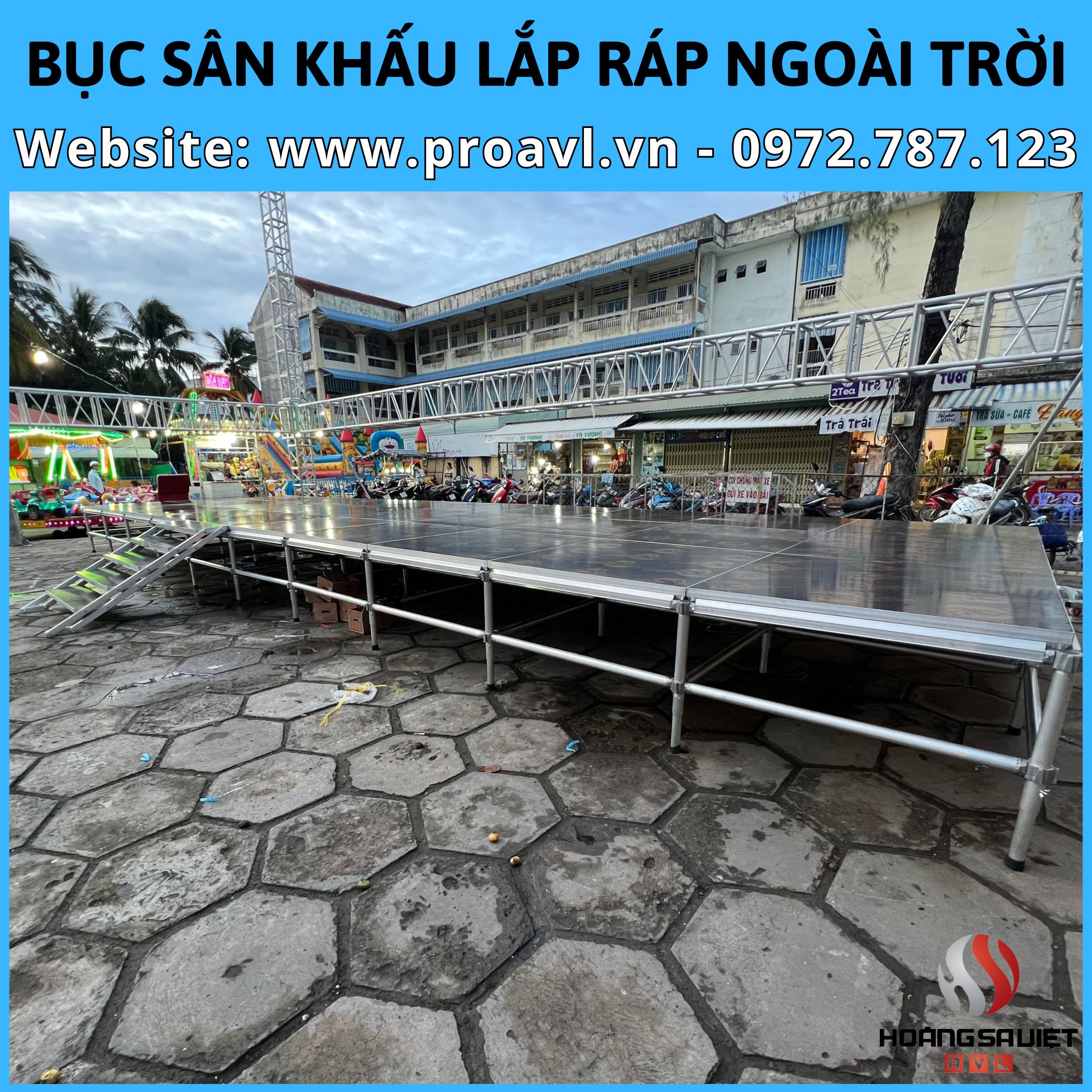 OUTDOOR ASSEMBLY STAGE Podium