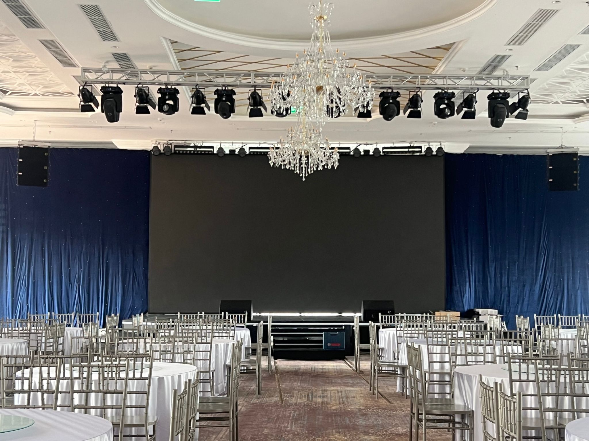 Phase 2: Installing hall lighting in Da Lat