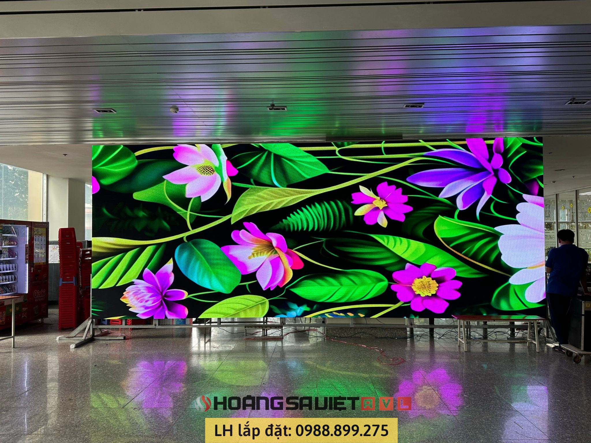 Construction and installation of LED screen P3.91 hall