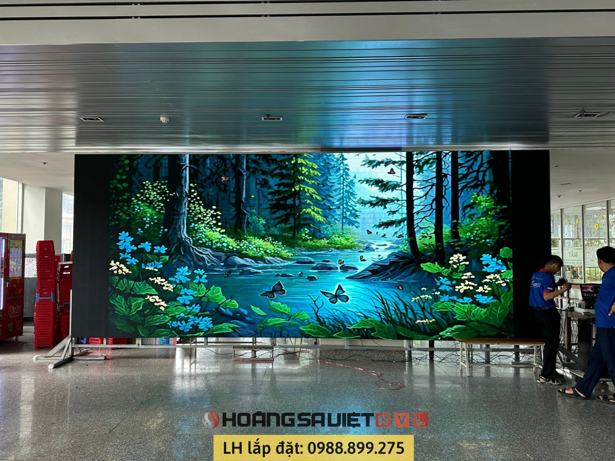 Construction and installation of indoor LED screen P3.91