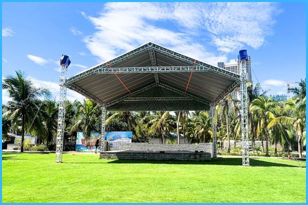 NHÀ BẠT KHÔNG GIAN NHÀ BẠT KHÔNG GIAN